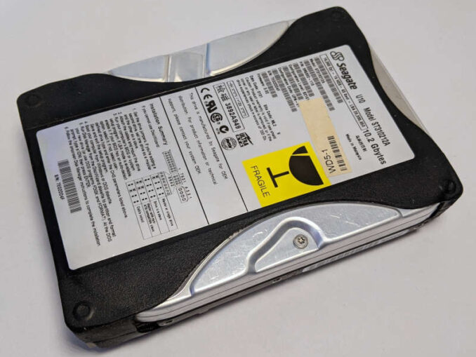 Seagate ST310212A Festplatte 10GB ATA IDE