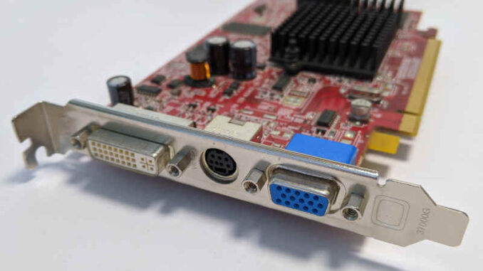 ATI Radeon X600 Grafikkarte RV370 HDMI VGA Analog