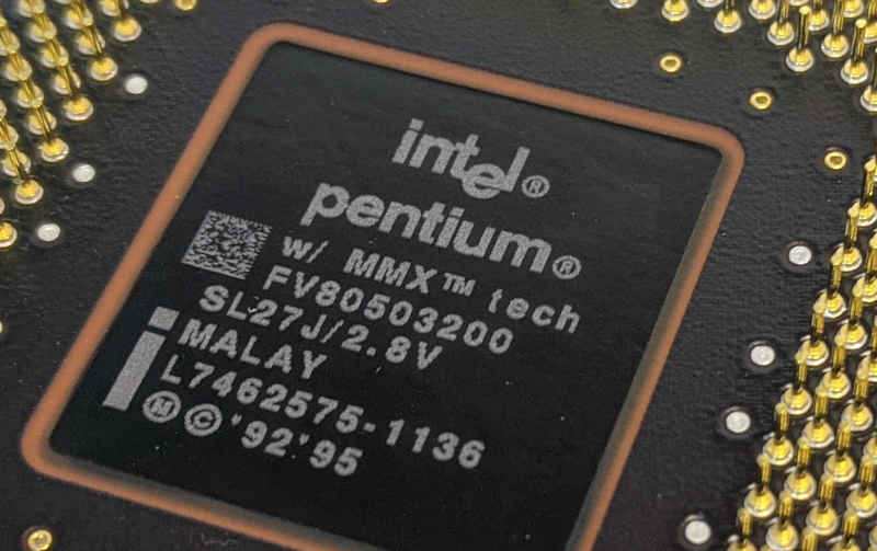 Intel Pentium 200MMX Prozessor FV80503200