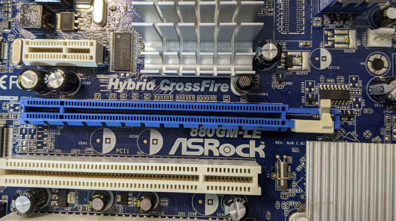 Asrock PC-Mainboard 880GM-LE Sockel AM3 PCI-Express