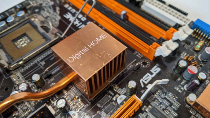 Asus P5W DH Deluxe Mainboard Digital Home Northbridge Kühler