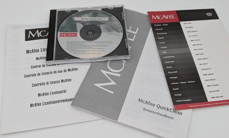 McAfee QuickClean Ver. 1.0.3 - Cleaner für Windows 95, 98, Me, NT und Windows 2000 - CD-ROM und Handbücher